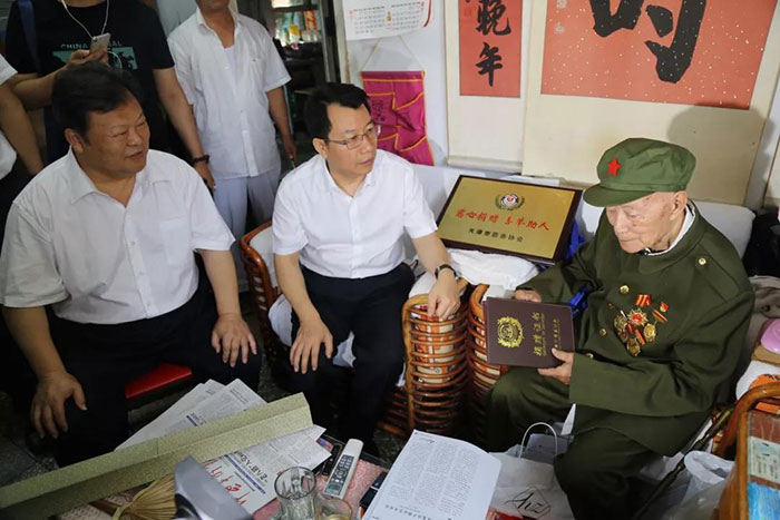 2_1445036001.jpg 2_1445036001.jpg